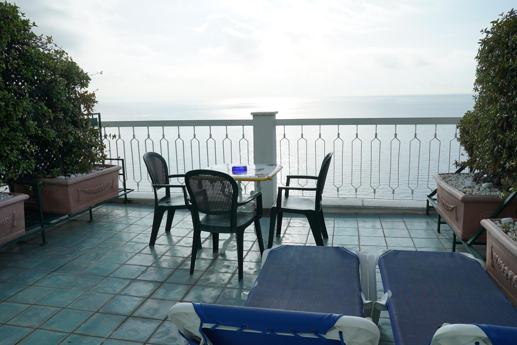 Hotel Bellevue Suite Амальфи Экстерьер фото