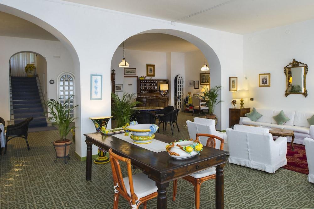 Hotel Bellevue Suite Амальфи Экстерьер фото