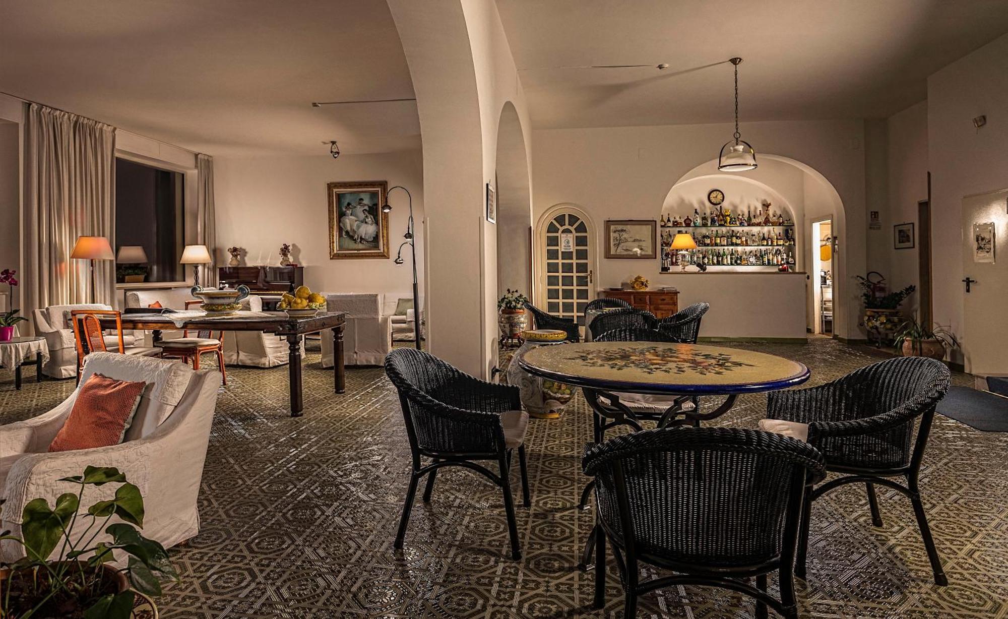Hotel Bellevue Suite Амальфи Экстерьер фото